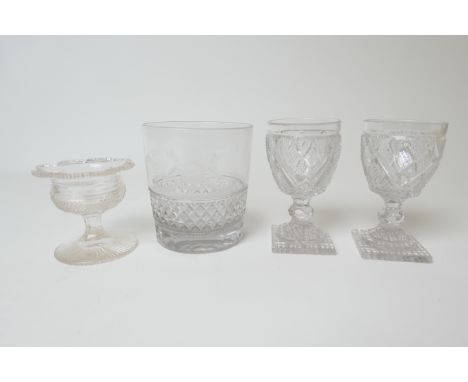 Armorial scotch glass, of large size, finely engraved with a crest and a motto 'Nobilitatis Virtus Non Stem Macharacter' (sic