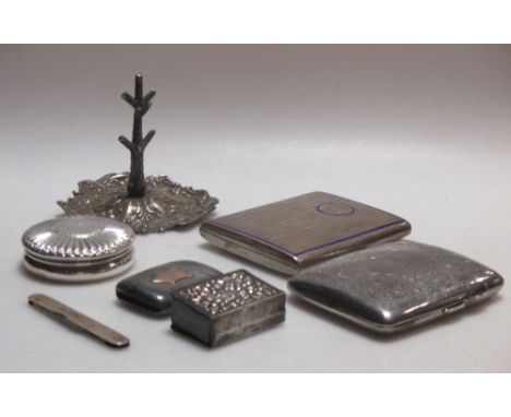 A silver cigarette case, vesta, matchbox, etc (7)  