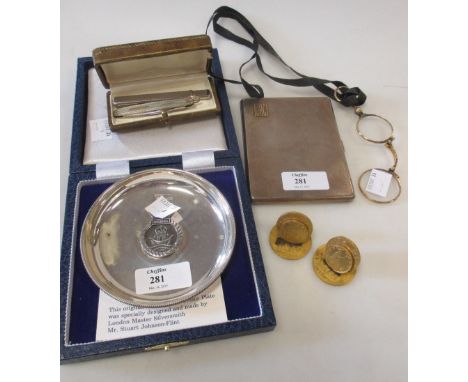 A silver dish, cigarette case, pencil sleeve, penknife, lorgnettes, two champagne taps, and gold plated menu stands  