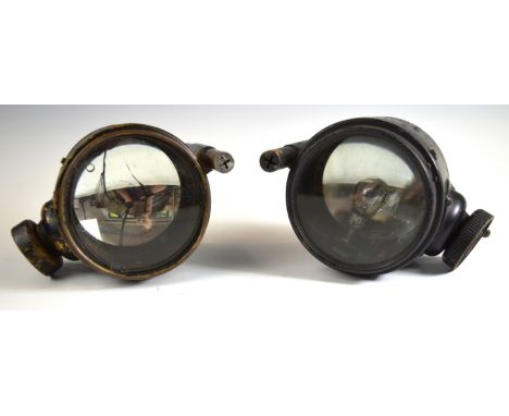 Two WW1 interest signalling lamps, one with plaque reading 'lamp signalling daylight short range MK II L.A.M', height 15.5cm