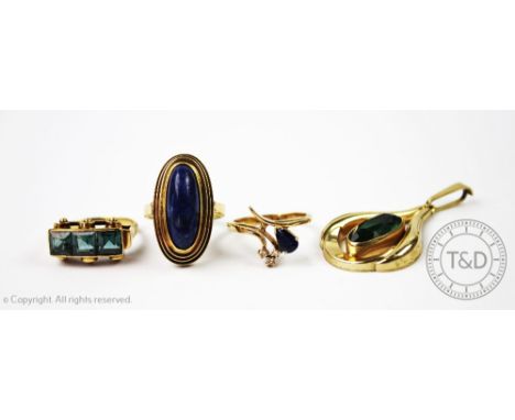 A selection of three rings, to include; a lapis lazuli cabochon ring in yellow metal setting stamped '585, a sapphire and dia