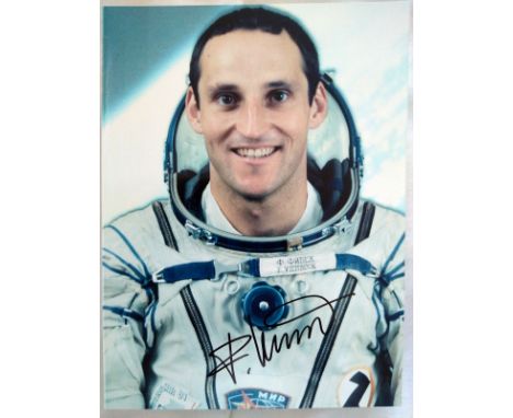 Austrian Cosmonaut Franz Viehbock signed colour portrait photo 8 x 6 inches. Nice pose in white space suit of the veteran ast