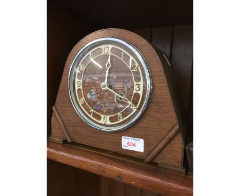 OAK MANTEL CLOCK