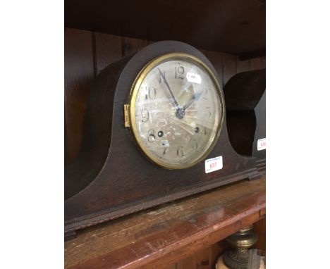 OAK MANTEL CLOCK