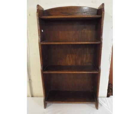 An Edwardian Oak Four Shelf Open Waterfall bookcase, 91cm high