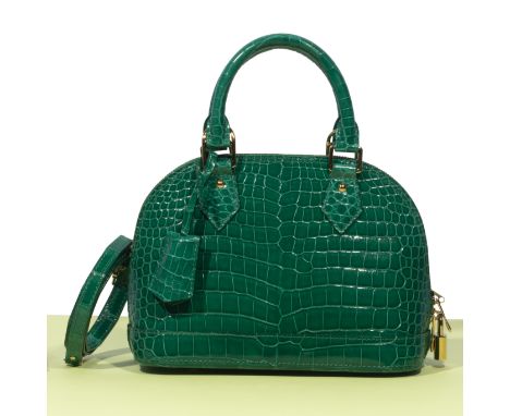 Louis VUITTON, 2012, Sac 'Alma BB'.Directeur artistique: Marc Jacobs.En crocodile d'estuaire vert émeraude (crocodylus porosu