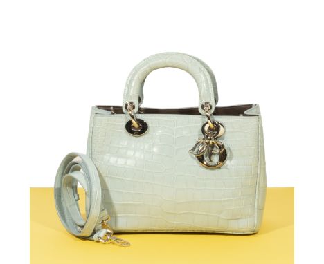 Christian DIOR, haute maroquinerie 2013, sac 'Diorissimo'.Directeur artistique: Raf Simons.En crocodile d'estuaire bleu acier