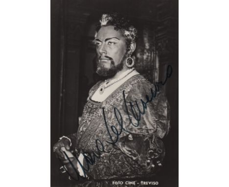  OPERA: Mario Del Monaco (1915-1982) Italian Tenor. A good signed 4 x 6 photograph of Del Monaco standing in a half length po