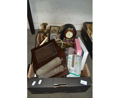 Mixed Lot: Mantel clock, candlesticks, ceramics etc