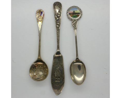 1947 Dublin Exhibition enamelled silver teaspoon, 1908 Franco - British Exhibition enamelled silver spoon and a 1911 Scottish