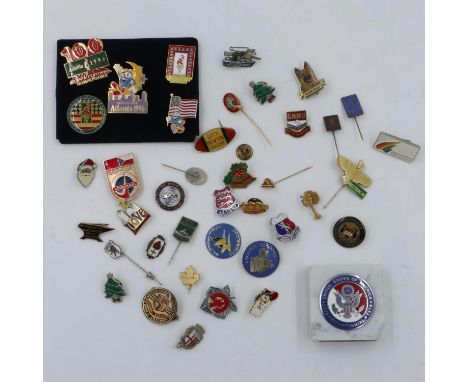 Mixed enamel badges, including American. UK P&amp;P Group 1 (£16+VAT for the first lot and £2+VAT for subsequent lots) 