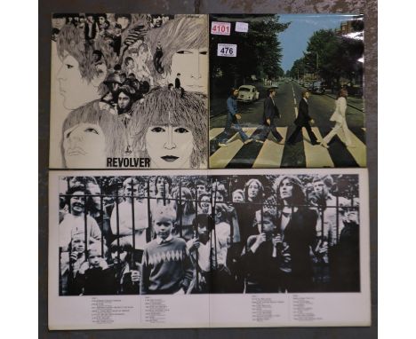 Three Beatles albums in good condition. UK P&amp;P Group 2 (£20+VAT for the first lot and £4+VAT for subsequent lots) 