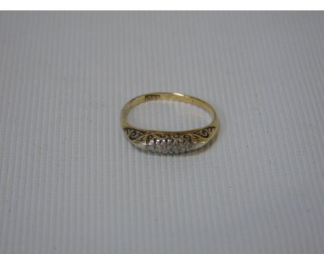 18ct gold 5 stone diamond ring