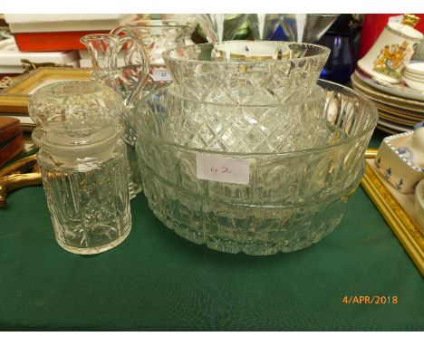 Selection of glass incl. water jug, pickle jar etc. (9 pieces)