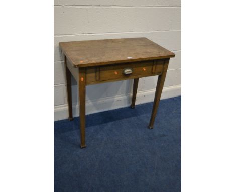 AN EARLY TO MID 20TH CENTURY OAK SIDE TABLE with a single drawer, width 84cm x depth 48cm x height 79cm