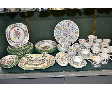 A COPELAND SPODE 'CHINESE ROSE' PATTERN PART DINNER SERVICE, A SMALL QUANTITY OF MINTON HADDON HALL PATTERN WARES, etc to inc