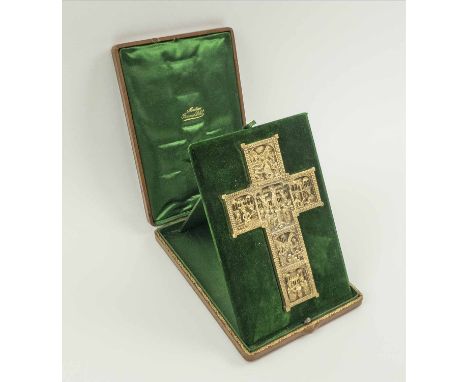 RUSSIAN TRAVELLING CRUCIFIX,  late 19th/early 20th Century, gilt metal with bespoke silk lined Morocco leather case and easel