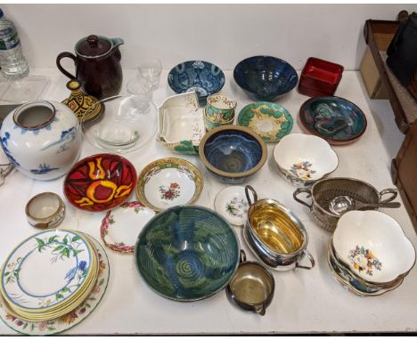 Ceramics to include a Poole pottery Delphis pattern bowl, a Royal Doulton dinner service, 19th century and other ceramics and