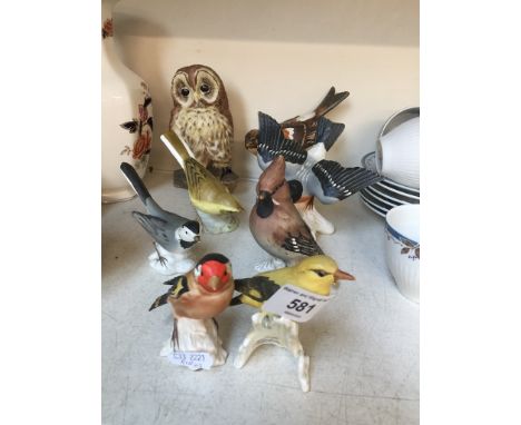 Birds by Goebel and Aynsley with a Wedgwood owl 