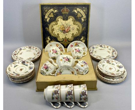 ROYAL CROWN DERBY 8 PIECE 'TEA FOR TWO' SET in original box and a quantity of Royal Worcester teaware decorated Oriental styl