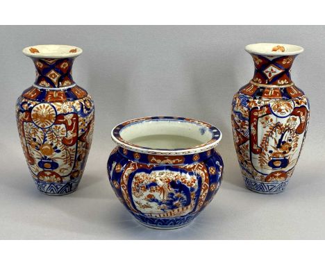 IMARI VASES, A PAIR, 25cms tall and an Imari planter, 14cms tall