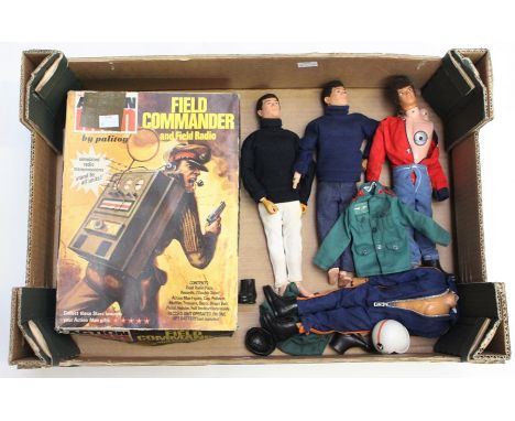 Action Man: A boxed Action Man Commander with Field Radio, together with four unboxed Action Man figures, as found. (one box)