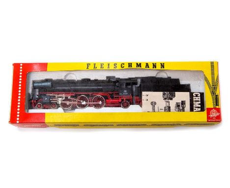 Fleischmann: A boxed Fleischmann, OO gauge locomotive and tender, 4-6-2, model number 4170.