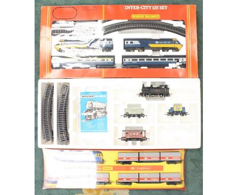 OO Gauge: A boxed Wrenn Railways, OO electric model train set, Set 1, locomotive, three wagons and track, missing one wagon; 