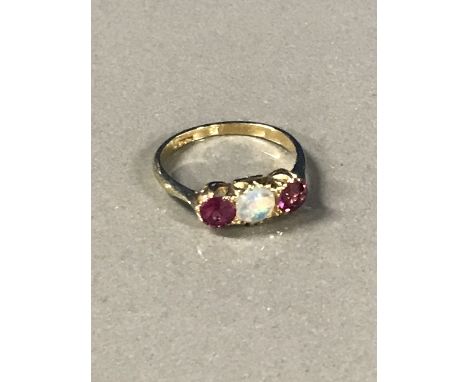 18CT RUBY OPAL 3 STONE RING