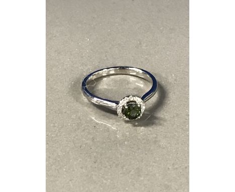 18CT GREEN SAPPHIRE RING