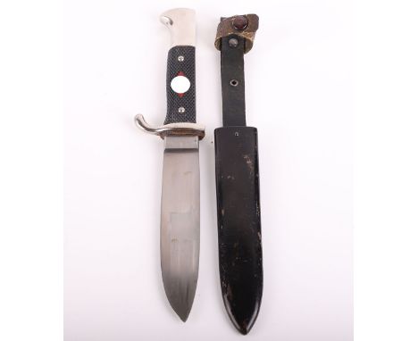 Third Reich Hitler Youth Boys Dagger by Ewald Cleff, Solingen, fine example of a Hitler Youth boys dagger with two piece blac