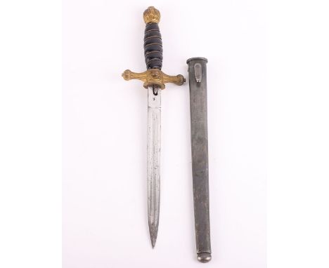 1919/21 Pattern German Naval (Reichsmarine) Officers Dagger, with gilt flame top pommel, black grip with wire binding and cro