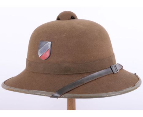 WW2 German Afrikakorps 2nd Pattern Pith (Sun) Helmet, good example of the olive felt tropical sun helmet with metal army and 