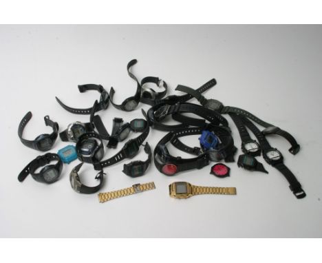 A bag of 30 Digital Casio watches, some working and some requiring new batteries