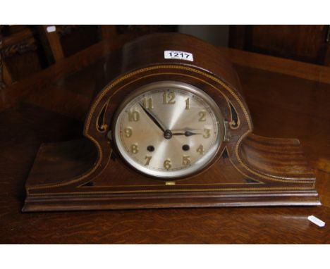 An Edwardian inlaid mahogany mantel clock 