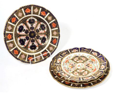 Four Royal Crown Derby Imari pattern plates (a.f.)