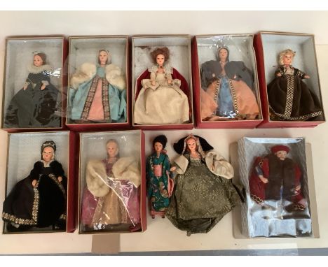 Quantity of vintage dolls, and a quantity of vintage linene and lace, all as found 