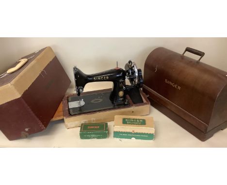 2 vintage sewing machines 
