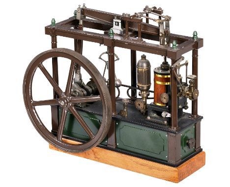 Funktionsmodell einer 6-Säulen-Balancier­dampfmaschine "Lady Stephanie", um 1985  England, mit 6 Messingsäulen, obenliegender