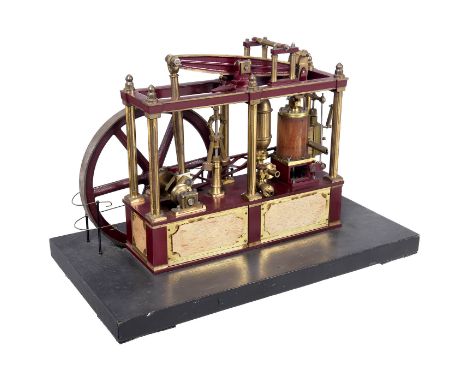 Funktionsmodell einer 6-Säulen-Balancier­dampfmaschine "Lady Stephanie", um 1985  England, mit 6 Messingsäulen, obenliegender