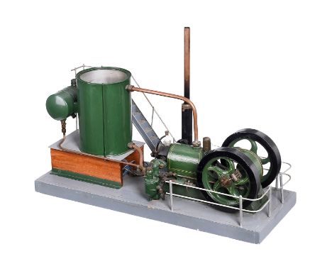 "Modell eines Einzylinder-Verbrennungsmotors, um 1950"  "Wassergekühlter Viertakt-Benzinmotor, Zündung mit Unterbrecher und Z