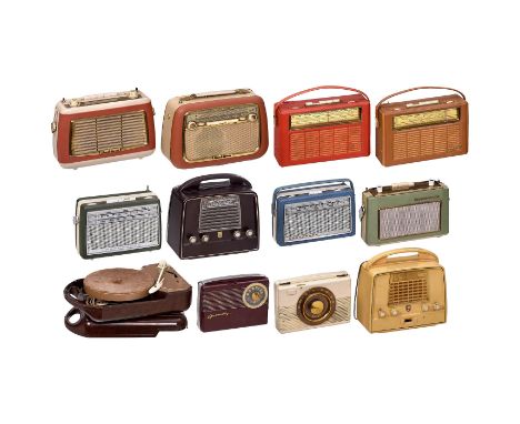 11 Kofferradios und 1 Plattenspieler  1) Philips LX 422, um 1952, Niederlande, 5 Röhren, 3 Wellenbereiche, Netz- oder Batteri