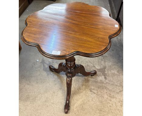 A Victorian mahogany tripod occasional table 