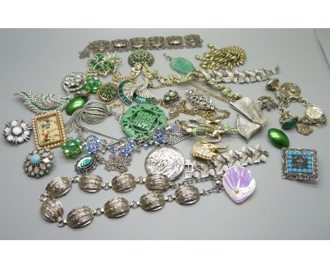 Vintage costume jewellery 