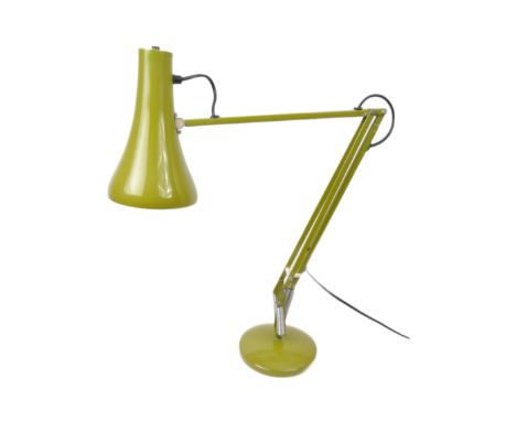 Herbert Terry &amp; Sons - Model 90 - Al retro vintage mid 20th Century anglepoise industrial work factory desk table lamp li