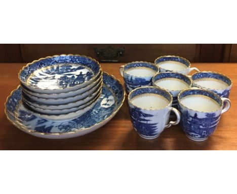 A SET OF CAUGHLEY 'PAGODA PATTERN' PORCELAIN TEAWARE circa 1780, COMPRISING SIX CUPS, SIX SAUCERS AND A SANDWICH / CAKE PLATE