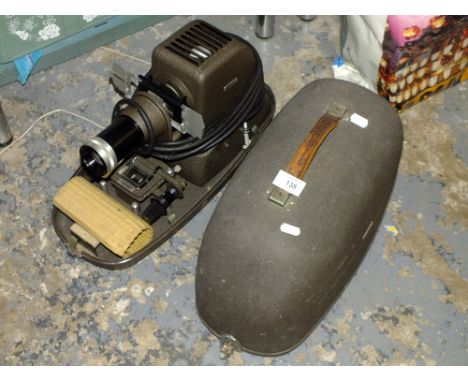 A VINTAGE METAL CASED ALDIS PROJECTOR