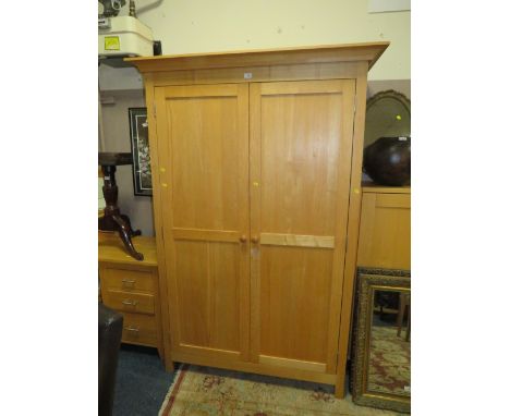 A MODERN LIGHT OAK DOUBLE WARDROBE H-194 W-130 CM