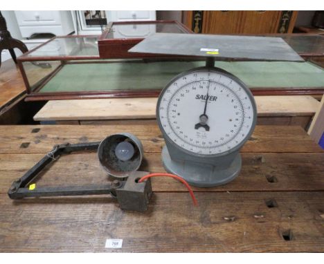 A SET OF VINTAGE SALTER SCALES AND AN ANGLEPOISE LAMP (2)