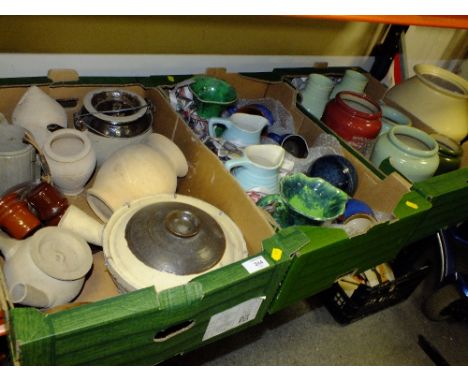 THREE TRAYS OF CERAMICS AND STONEWARE TO INCLUDE A TRAY OF JUGS
